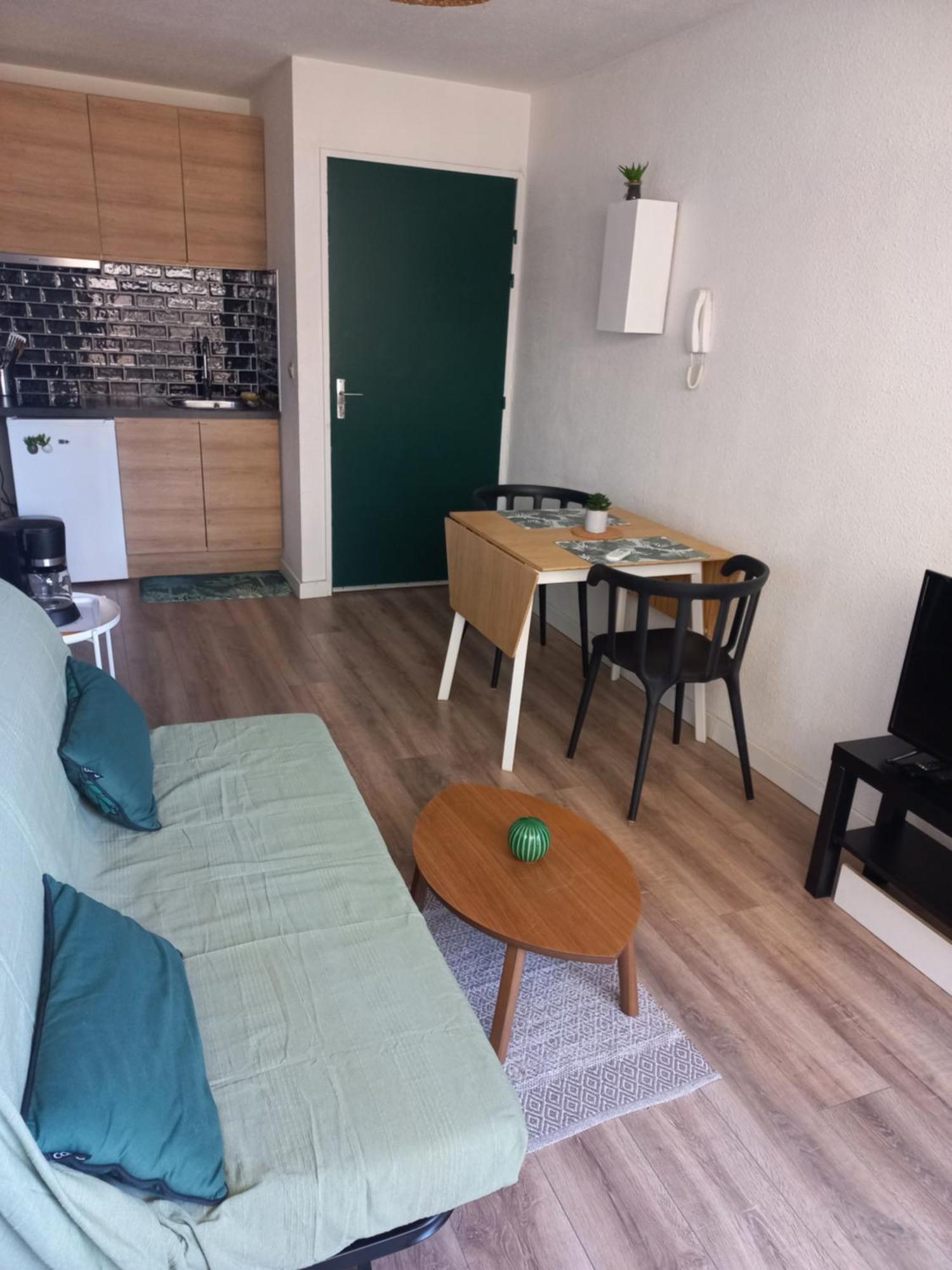 Appartement Bambou Sete Exterior photo